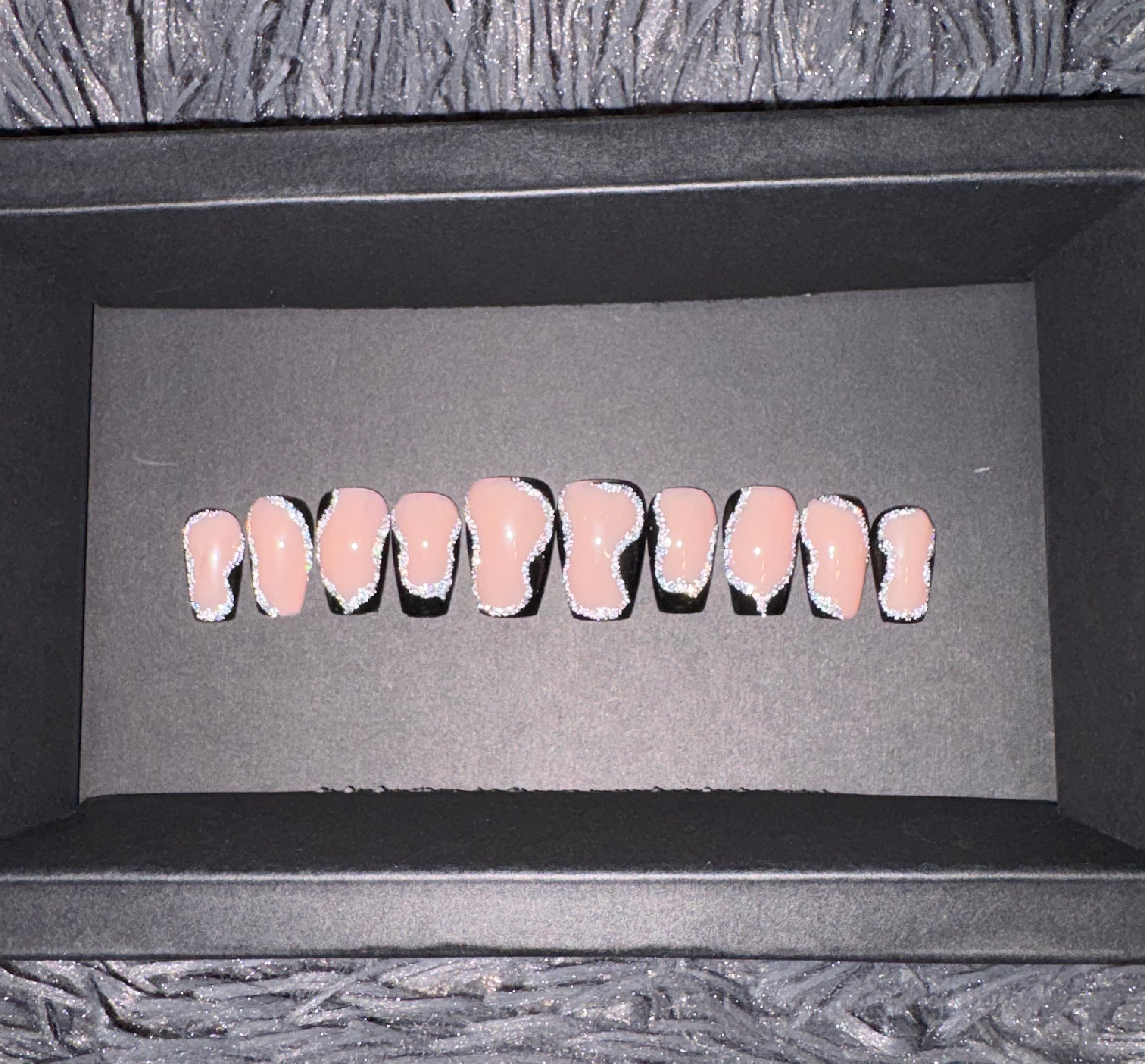 Short Coffin Black & Silver Abstract Set