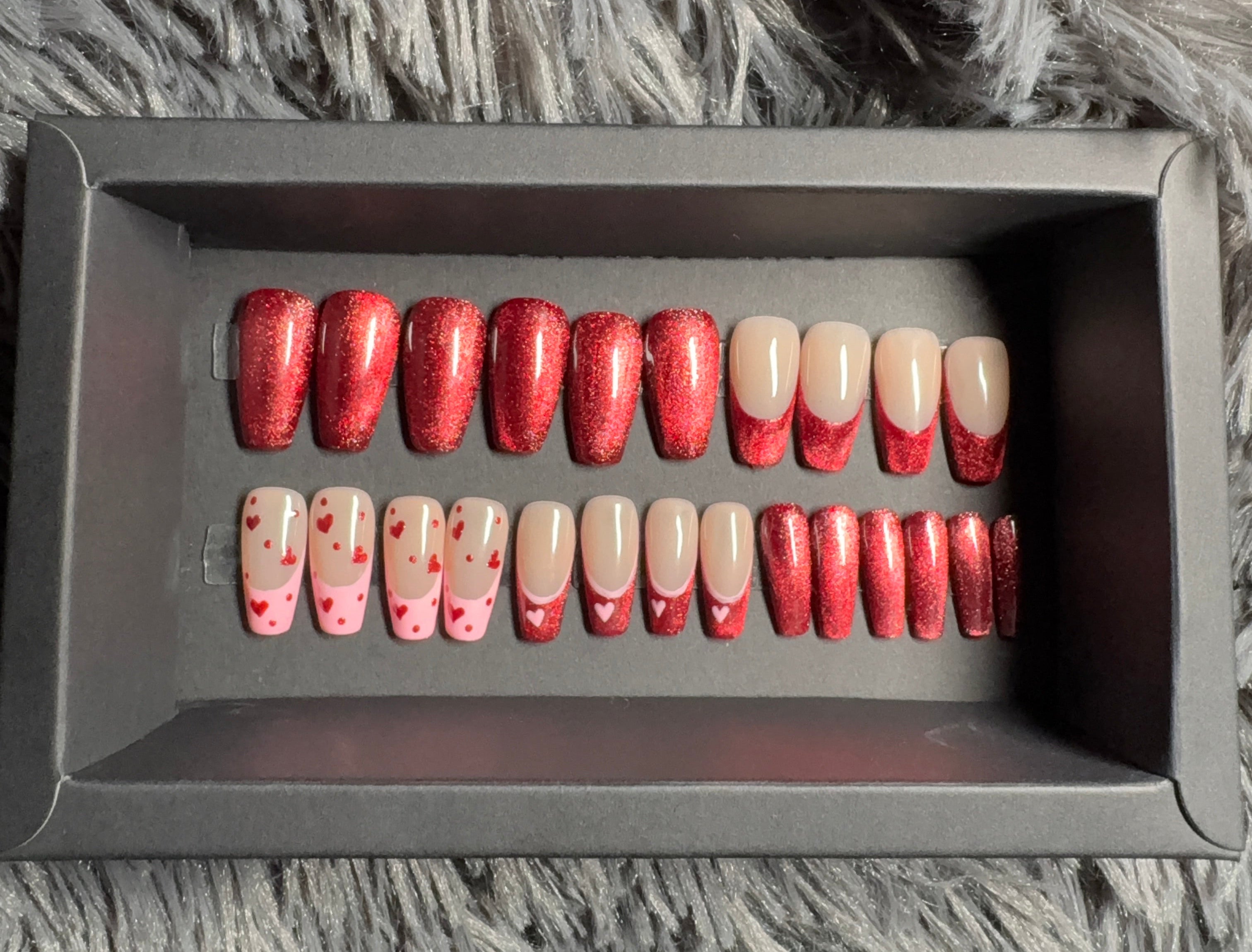 Mini Hearts Medium Coffin Press On Set