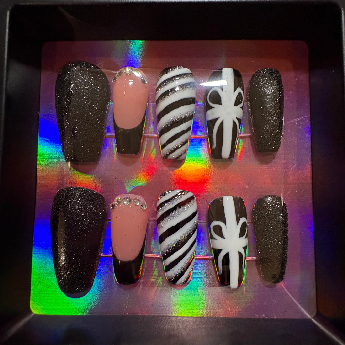 Medium Custom Press-on Nail Set