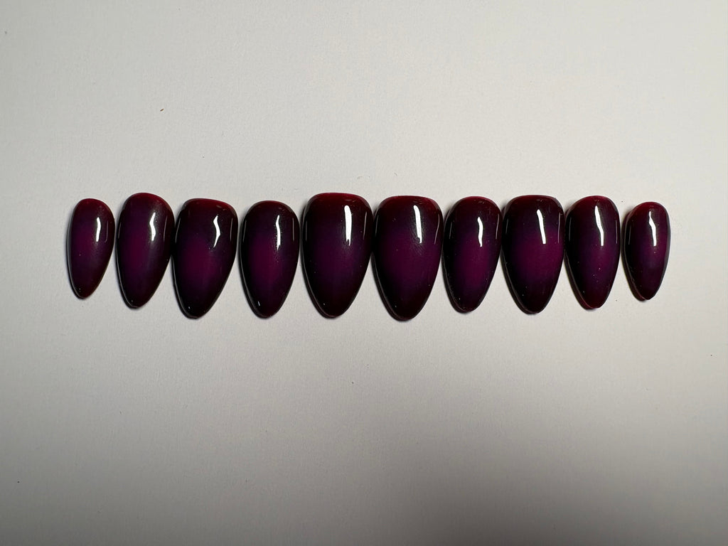 Medium Almond Wine Aura Nails Set