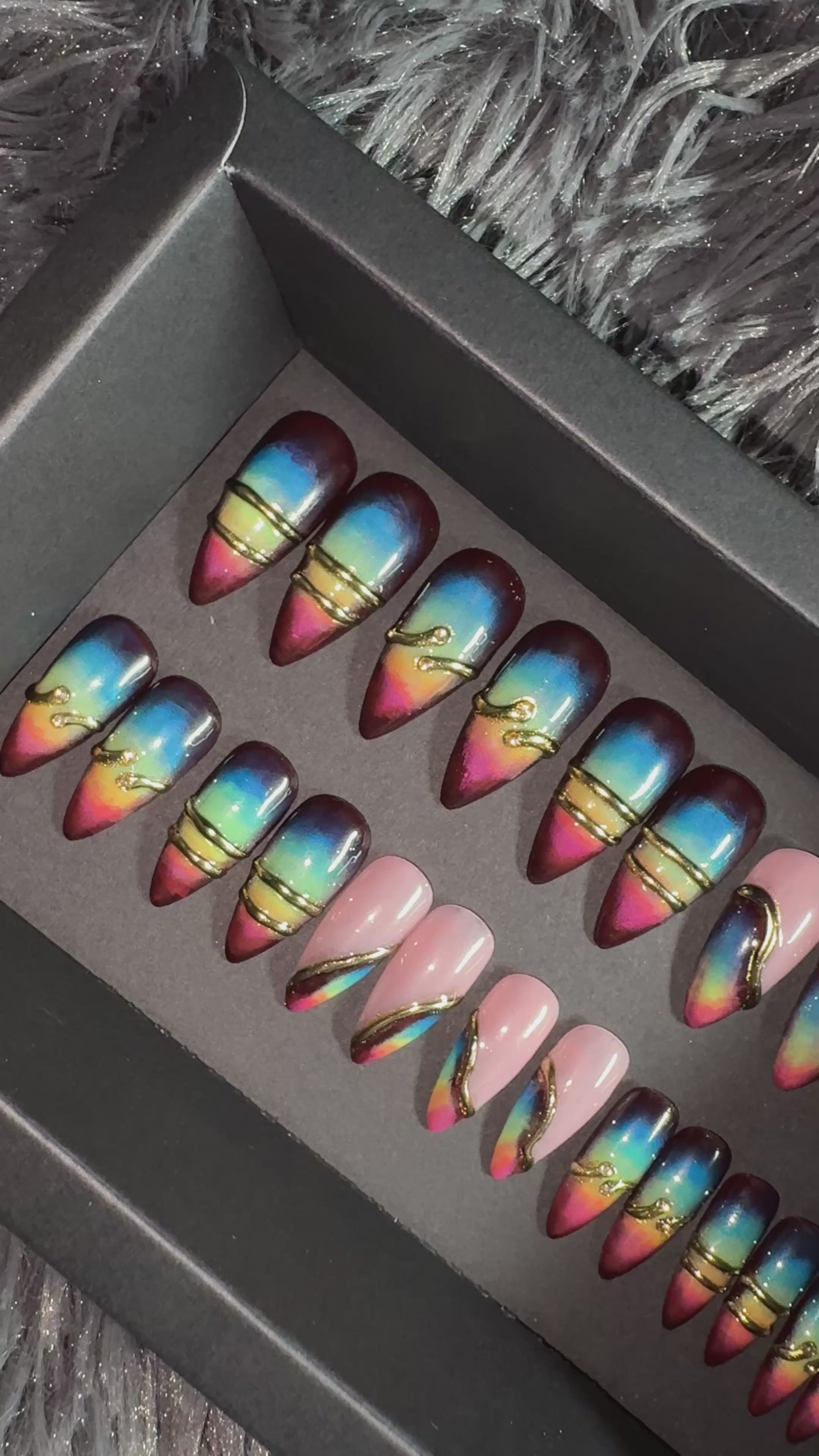 Aurora Luxe Press-On Nail Set